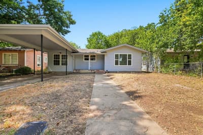 904 Bales Street, Cleburne TX 76033
