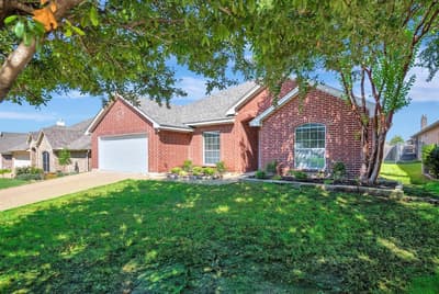 5436 Sierra Ridge Drive, Fort Worth TX 76123 - Photo 2