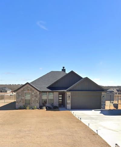 1215 Sanger, Springtown TX 76082