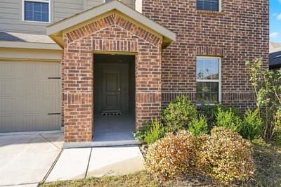 1432 Briar Hill Drive, Denton TX 76207 - Photo 2