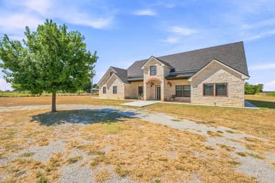 1630 County Road 262, Stephenville TX 76401 - Photo 2