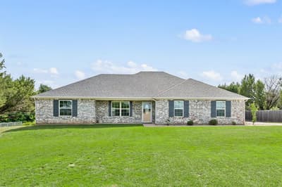 4000 Goliad Drive, Granbury TX 76048 - Photo 3