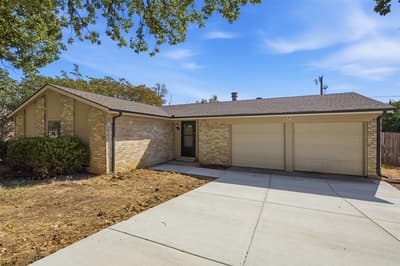 3703 French Wood Drive, Arlington TX 76016