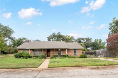 925 Bradley Drive, Athens TX 75751