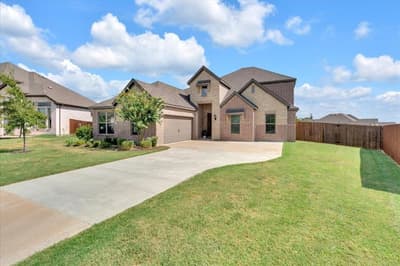846 Deleon Drive, Midlothian TX 76065 - Photo 2