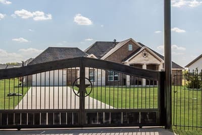 610 Ewing Road, Ferris TX 75125 - Photo 2