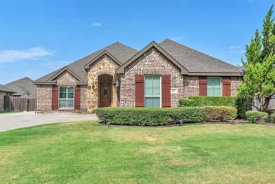 203 Cambridge Street, Waxahachie TX 75165