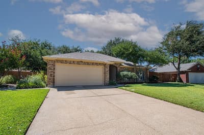 6620 Springhill Drive, Watauga TX 76148 - Photo 4