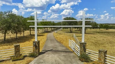 11918 Riek Road, Krum TX 76249