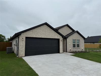 1305 Brad Kellar Drive, Greenville TX 75402 - Photo 2