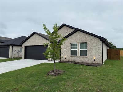 1305 Brad Kellar Drive, Greenville TX 75402 - Photo 3