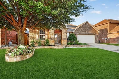 1309 Mesa Crest Drive, Fort Worth TX 76052 - Photo 3