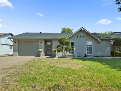 2033 Lymington Road, Carrollton TX 75007 - Photo 3