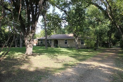8473 Stults Road, Dallas TX 75243 - Photo 2