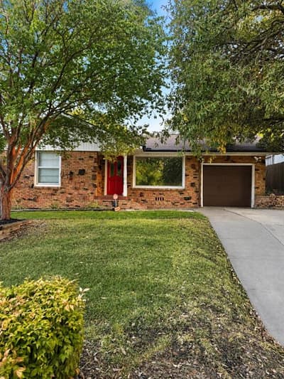 4633 Diaz Avenue, Fort Worth TX 76107 - Photo 2