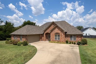 26 Oakwood Lane, Mount Vernon TX 75457