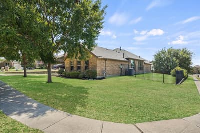 6525 Day Farm Court, Rowlett TX 75089 - Photo 2