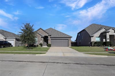 512 Mccoy Drive, Van Alstyne TX 75495 - Photo 4