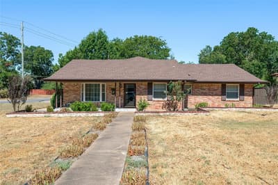 1423 W Shields Drive, Sherman TX 75092