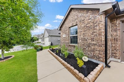 1111 Baldwin Lane, Ennis TX 75119 - Photo 3