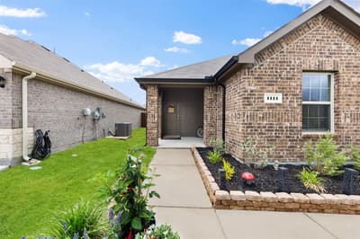 1111 Baldwin Lane, Ennis TX 75119 - Photo 4