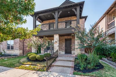 1046 Lone Ivory Trail, Arlington TX 76005 - Photo 2