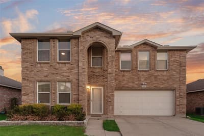 1620 Rialto Way, Fort Worth TX 76247