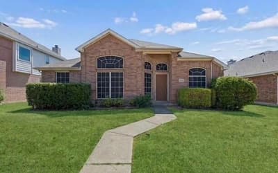 616 Kari Anne Lane, DeSoto TX 75115