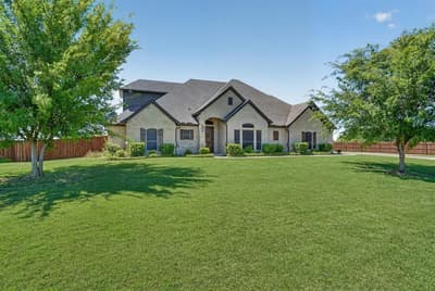 2000 Adams Lane S, Azle TX 76020 - Photo 2