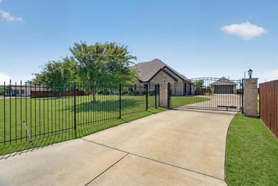 2000 Adams Lane S, Azle TX 76020 - Photo 3