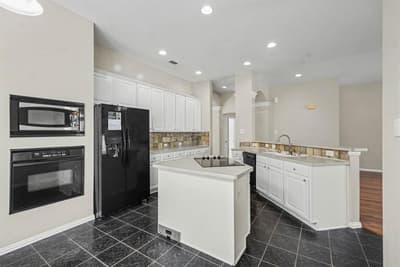 3604 Magnolia Circle, The Colony TX 75056 - Photo 5