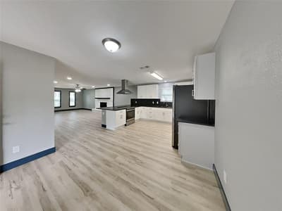 822 Cambridge Place, Grand Prairie TX 75051 - Photo 5