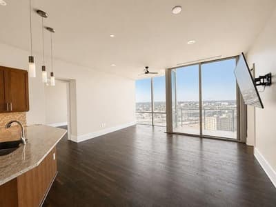 1301 Throckmorton Street # 1805, Fort Worth TX 76102 - Photo 2