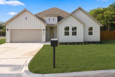 716 Dalton Street, Weatherford TX 76086