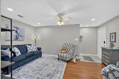 1007 Wildwood Drive, Arlington TX 76011 - Photo 5