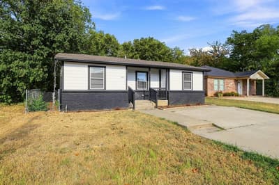 915 N Throckmorton Street, Sherman TX 75090 - Photo 4