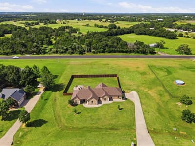 2425 Pecan Springs Road, Cleburne TX 76031