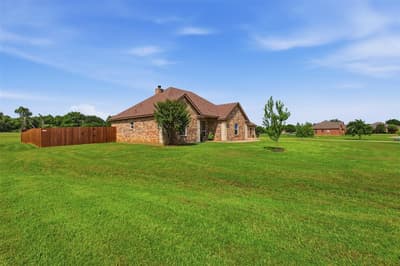 2425 Pecan Springs Road, Cleburne TX 76031 - Photo 4