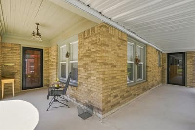 2215 Primrose Avenue, Fort Worth TX 76111 - Photo 3