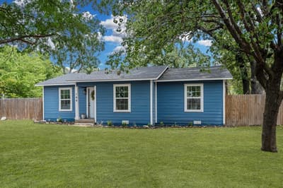 149 Gordon Drive, Azle TX 76020 - Photo 2