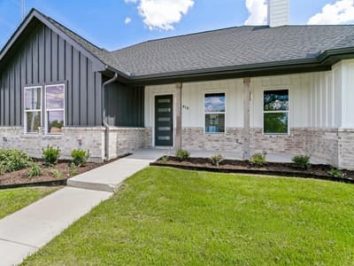 610 N Mill, Weatherford TX 76086 - Photo 2