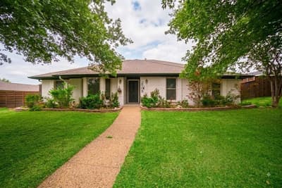 2705 Timberleaf Drive, Carrollton TX 75006