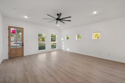 1100 E Collin Street, Corsicana TX 75110 - Photo 2