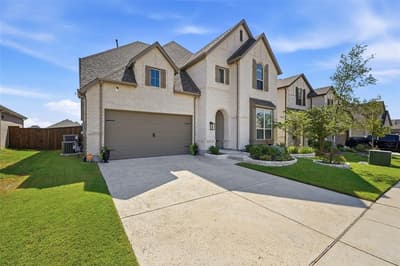 3731 Cherry Hills Drive, Sherman TX 75090 - Photo 2