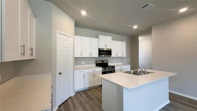2948 MAPLE ORCHARD Lane, Fort Worth TX 76140 - Photo 2