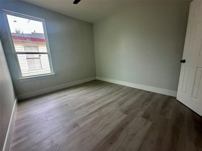 525 NW 17th Street, Grand Prairie TX 75050 - Photo 5