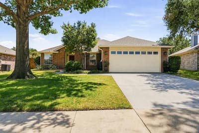817 Redding Drive, Saginaw TX 76131 - Photo 3