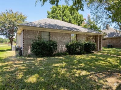 2401 Cortland Circle, Rowlett TX 75088 - Photo 2