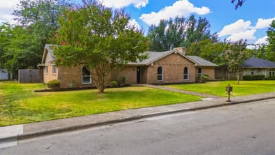 122 Meadowbrook Drive, DeSoto TX 75115 - Photo 3