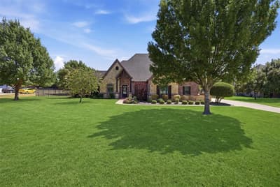 3832 Eagles Nest Trail, Burleson TX 76028 - Photo 2